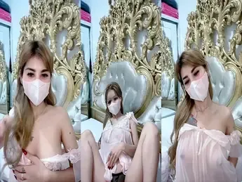 Bokep Indo Mamih Gemesh Baju Transparan Remas TT Lumer