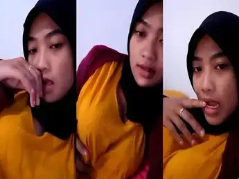 TikTok Live ABG Hijab Toket Gede Pamer Brutal Basah