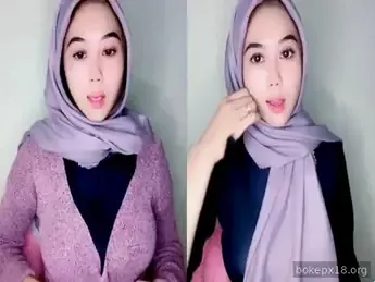 Tiktoker Imut Cantik Pamer Body Hot Di Live Lumer WOT
